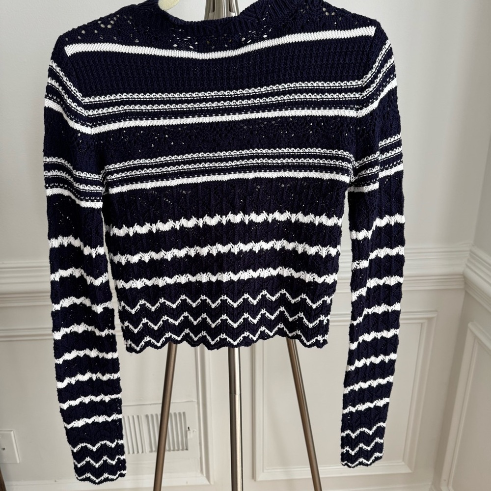 NWT House of Harlow 1960 Navy and White Striped Women's Crochet Sweater Size S - Picture 4 of 6